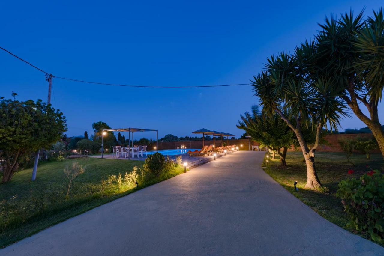 Villa Antia Metaxata Luaran gambar