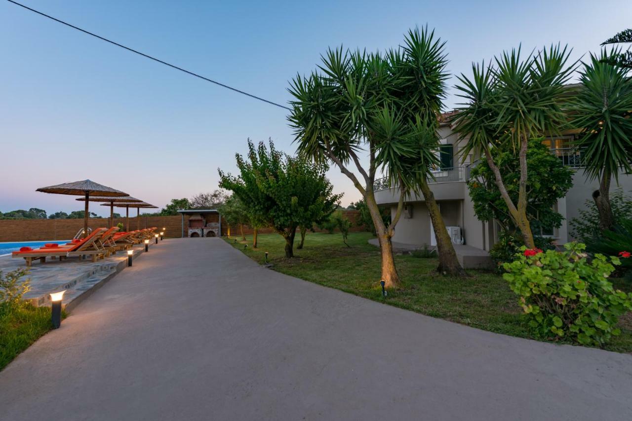 Villa Antia Metaxata Luaran gambar